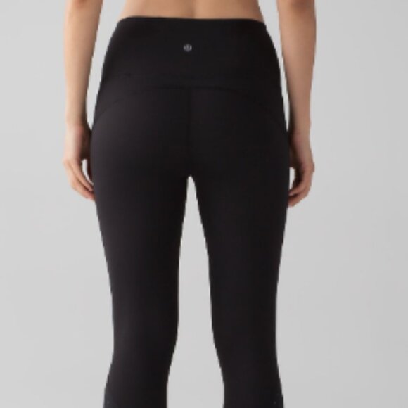 lululemon athletica Pants - Lululemon Cropped Black Leggings - Size 6